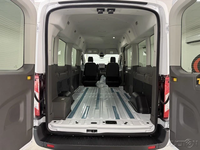 2026 Ford Transit - Image 7 of 12