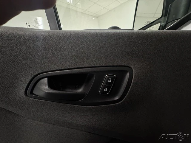 2026 Ford Transit - Image 7 of 12