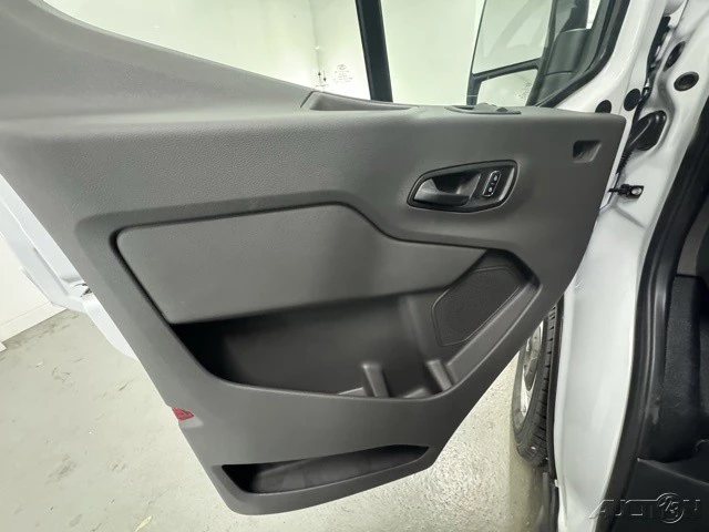 2026 Ford Transit - Image 9 of 12