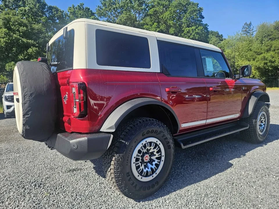 2026 Ford Bronco 6th Gen - Image 2 of 7