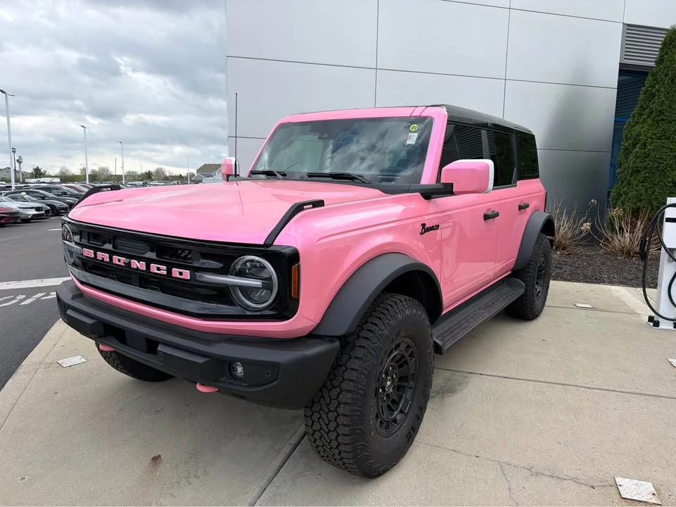 2026 Ford Bronco 6th Gen - Image 2 of 3
