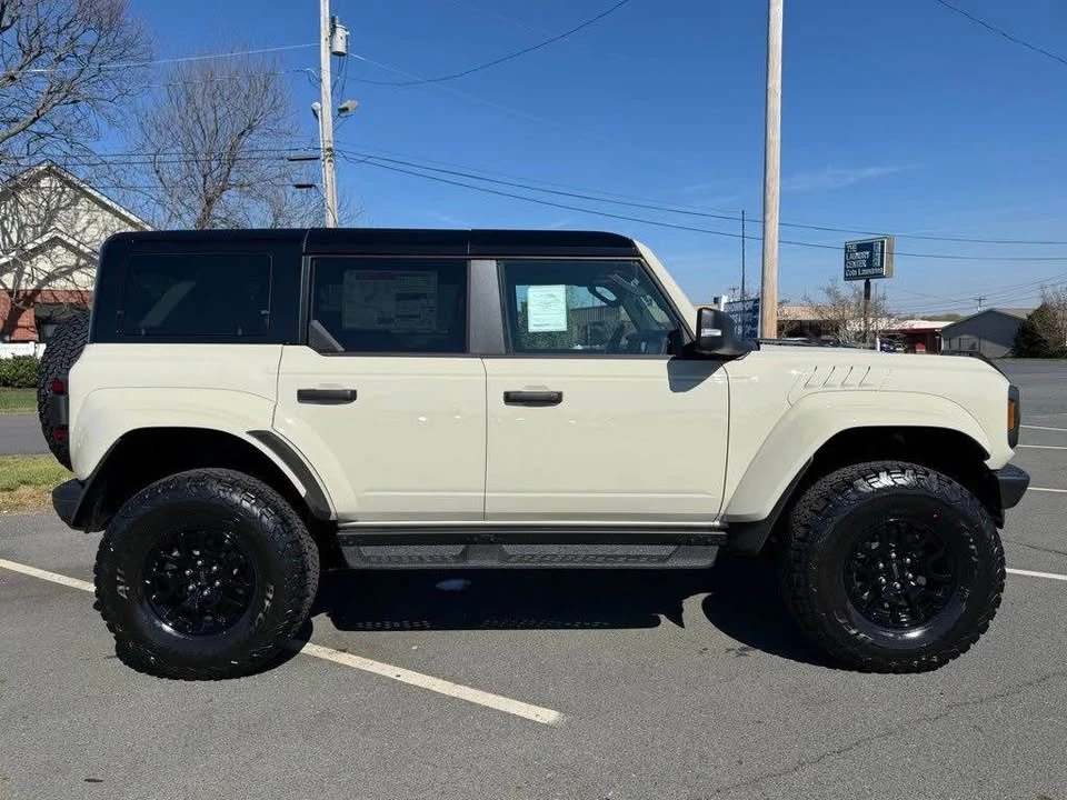 2026 Ford Bronco Raptor 6th Gen - Image 5 of 7