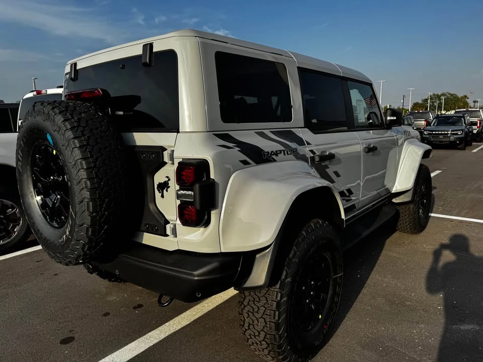 2026 Ford Bronco Raptor 6th Gen - Image 5 of 10