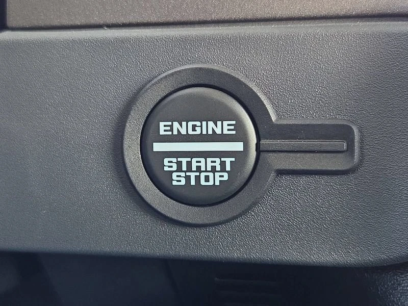 2026 Ford Bronco 6th Gen - Image 16 of 18