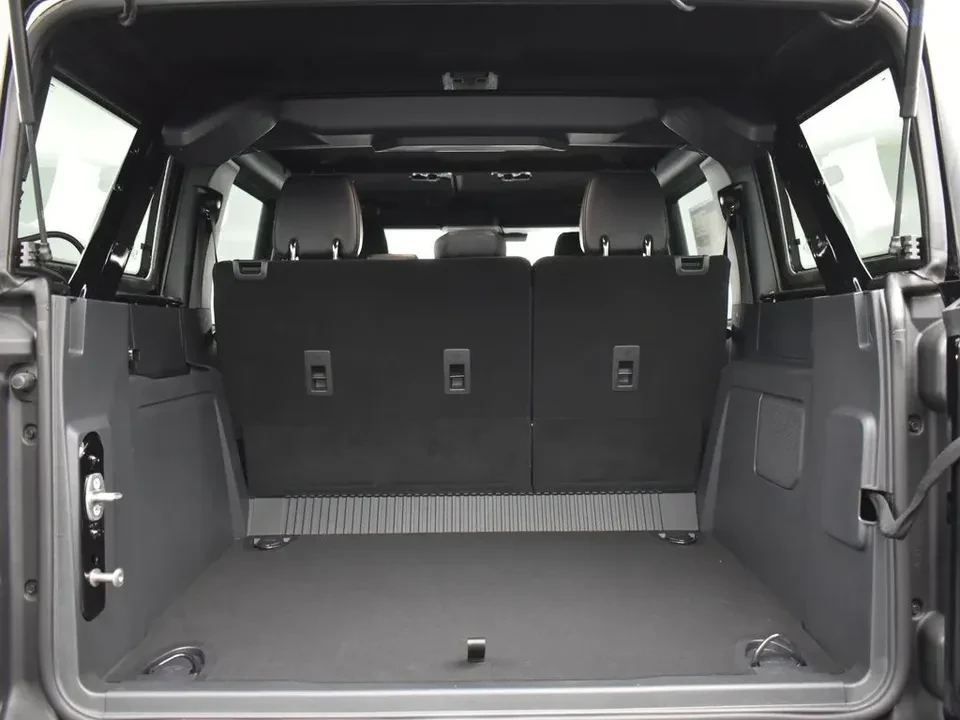 2026 Ford Bronco 6th Gen - Image 12 of 12