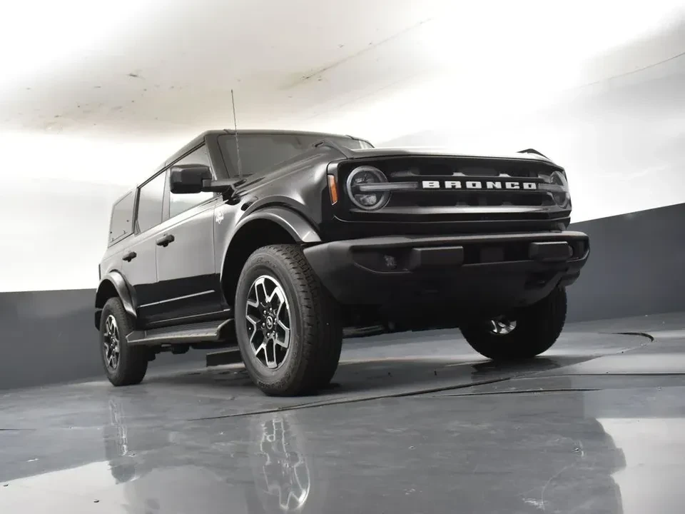 2026 Ford Bronco 6th Gen - Image 6 of 12