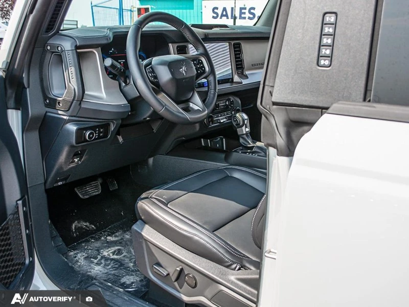 2026 Ford Bronco 6th Gen - Image 13 of 20