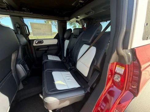 2026 Ford Bronco 6th Gen - Image 6 of 7