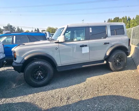 2026 Ford Bronco Outer Banks Sasquatch