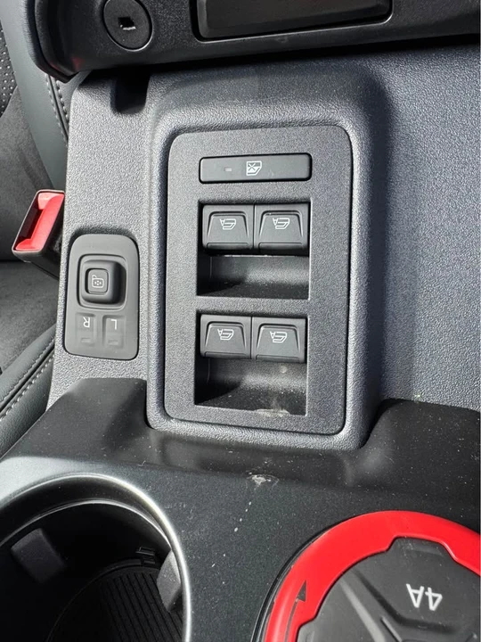 2026 Ford Bronco Raptor 6th Gen - Image 12 of 16