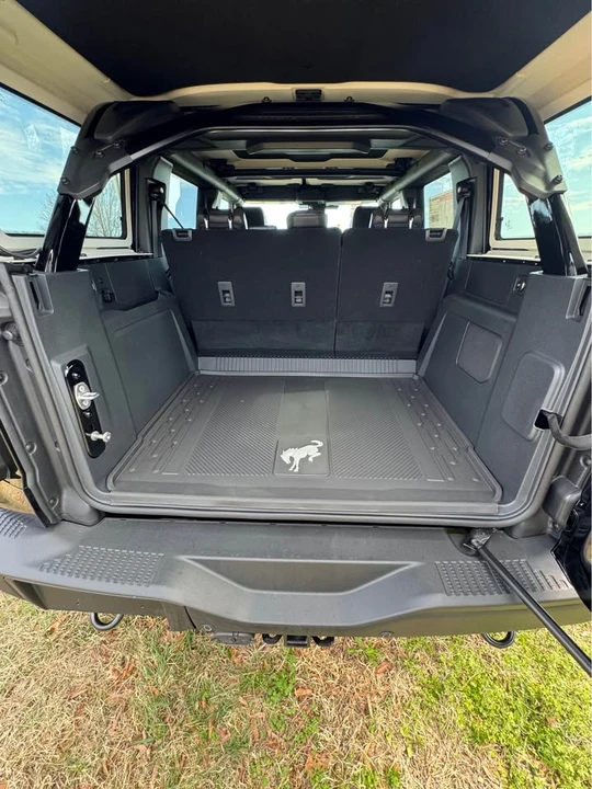 2026 Ford Bronco Raptor 6th Gen - Image 14 of 16
