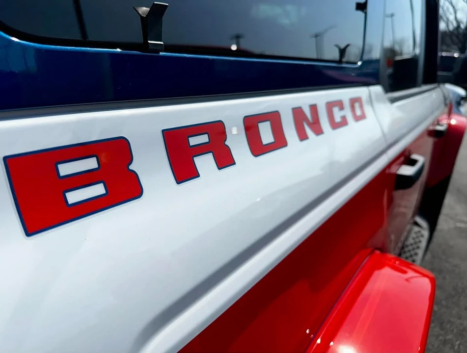 2026 Ford Bronco Raptor 6th Gen - Image 4 of 19
