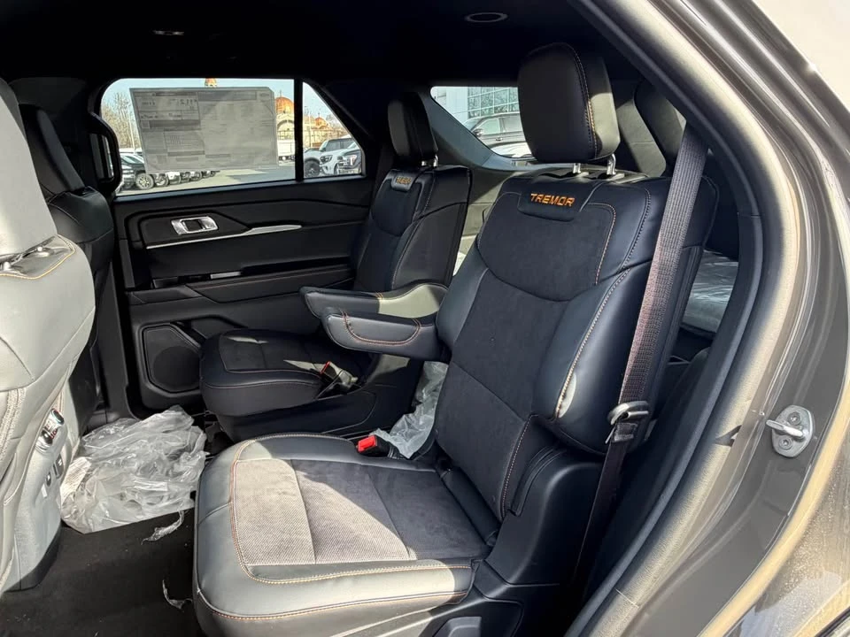2026 Ford Explorer 6th Gen - Image 8 of 8