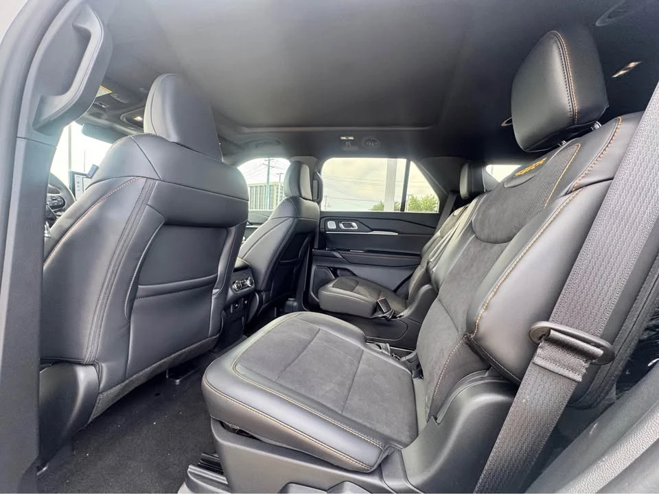 2026 Ford Explorer 6th Gen - Image 9 of 9