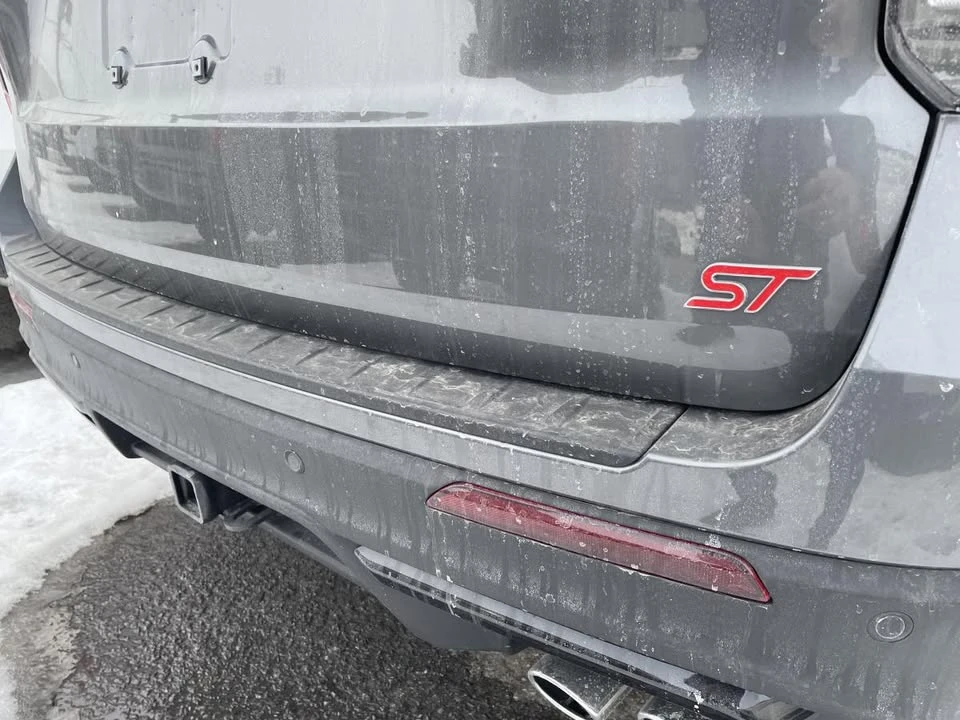 2026 Ford Explorer 6th Gen - Image 5 of 9