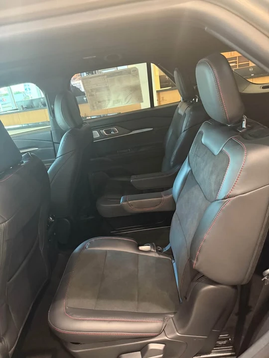 2026 Ford Explorer 6th Gen - Image 6 of 8