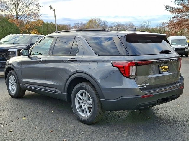 2026 Ford Explorer 6th Gen - Image 3 of 17