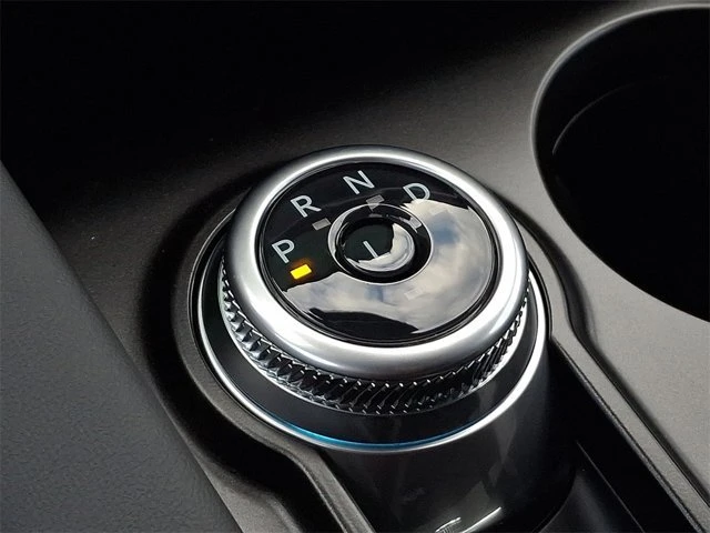 2026 Ford Explorer 6th Gen - Image 12 of 17