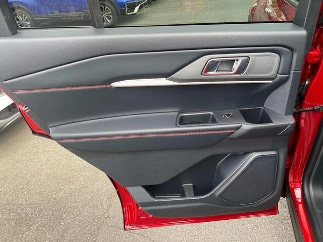 2026 Ford Explorer 6th Gen - Image 9 of 20