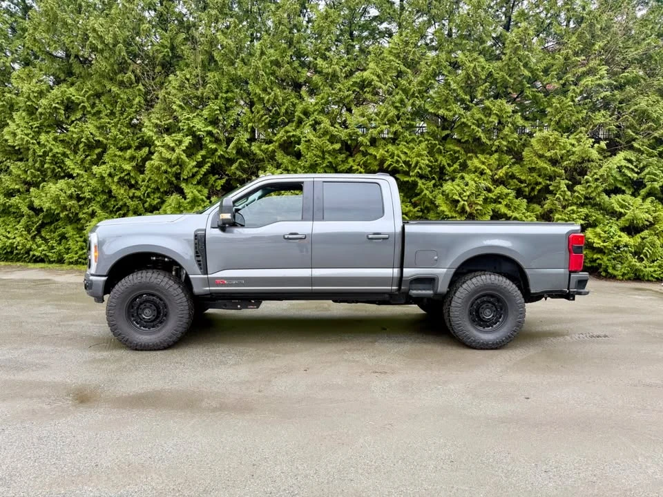 2026 Ford Super Duty 5th Gen - Image 3 of 17
