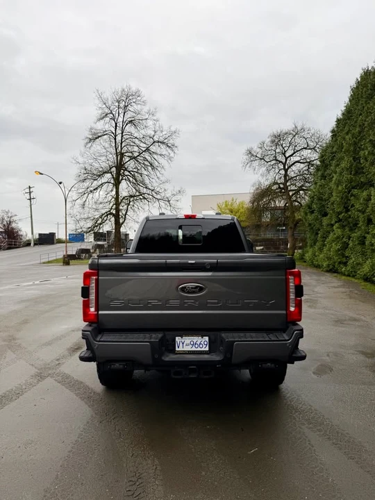 2026 Ford Super Duty 5th Gen - Image 5 of 17