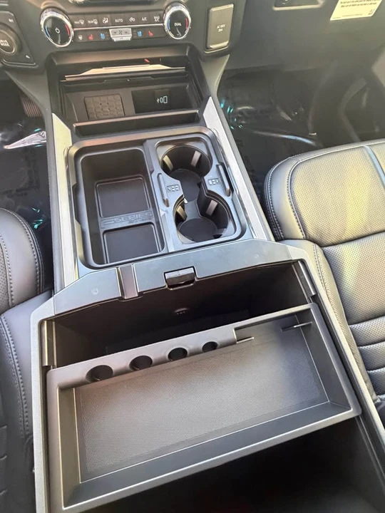 2026 Ford Super Duty 5th Gen - Image 7 of 8