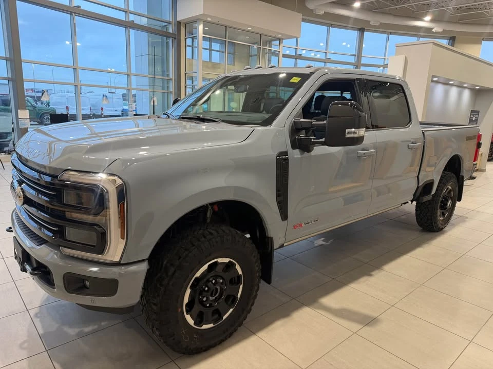 2026 Ford Super Duty 5th Gen - Image 3 of 17