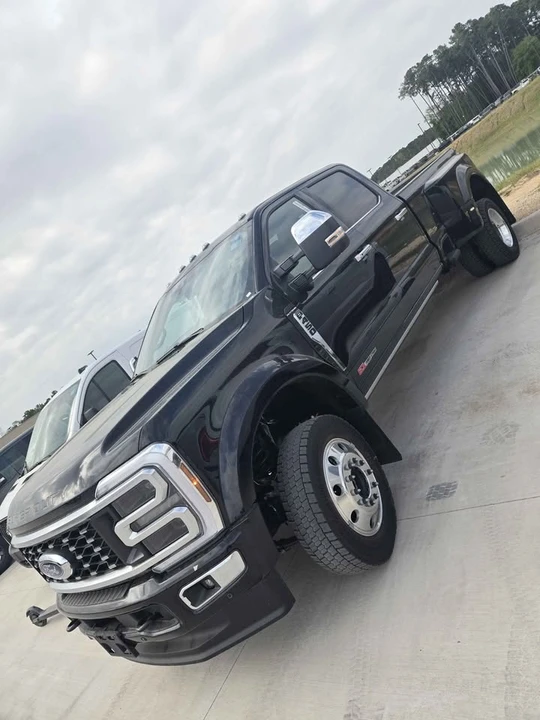 2026 Ford Super Duty 5th Gen - Image 9 of 10