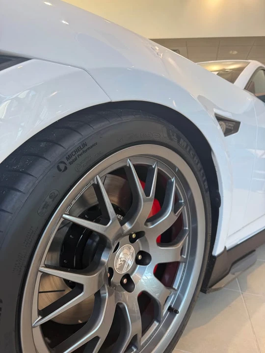 2026 Ford GT - Image 6 of 7