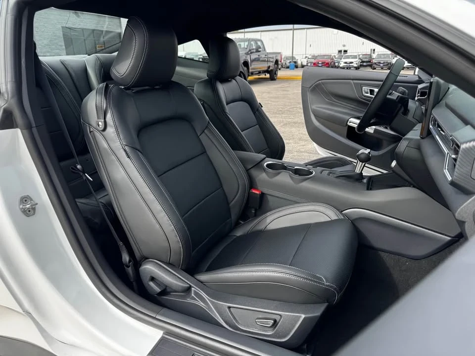 2026 Ford S650 Mustang - Image 8 of 13