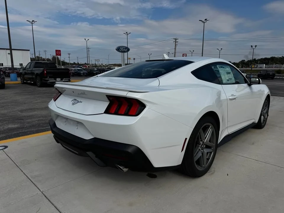 2026 Ford S650 Mustang - Image 4 of 13