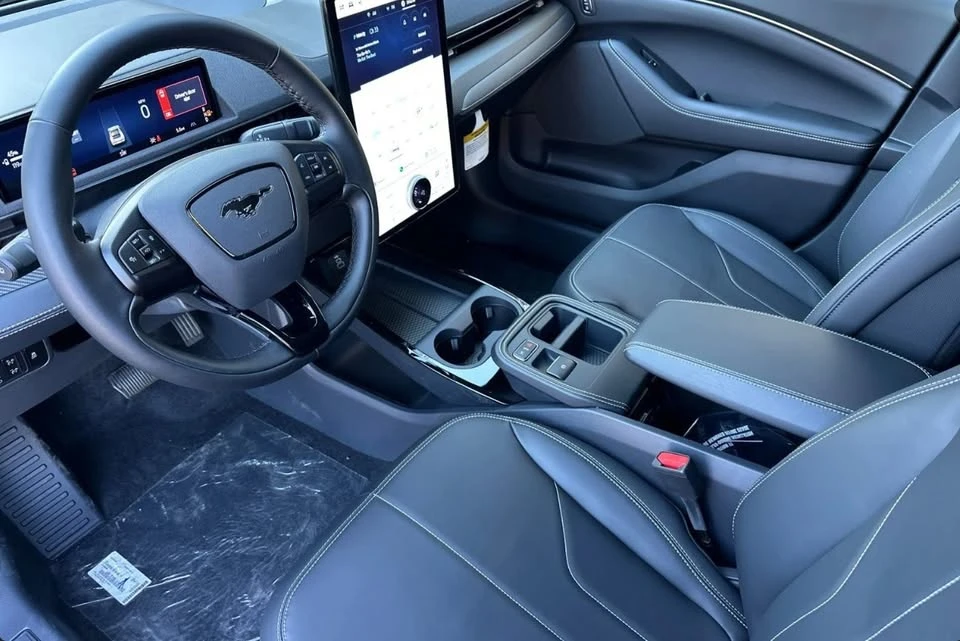 2026 Ford Mustang Mach-E - Image 9 of 11