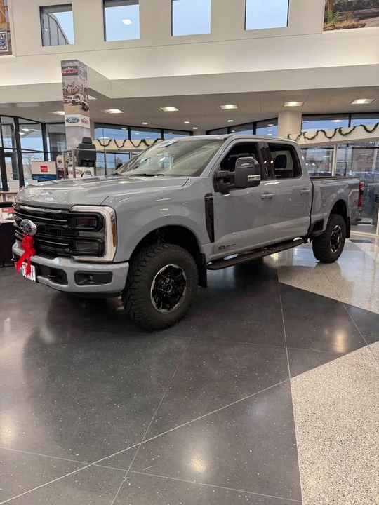 2026 Ford Super Duty 5th Gen - Image 3 of 13