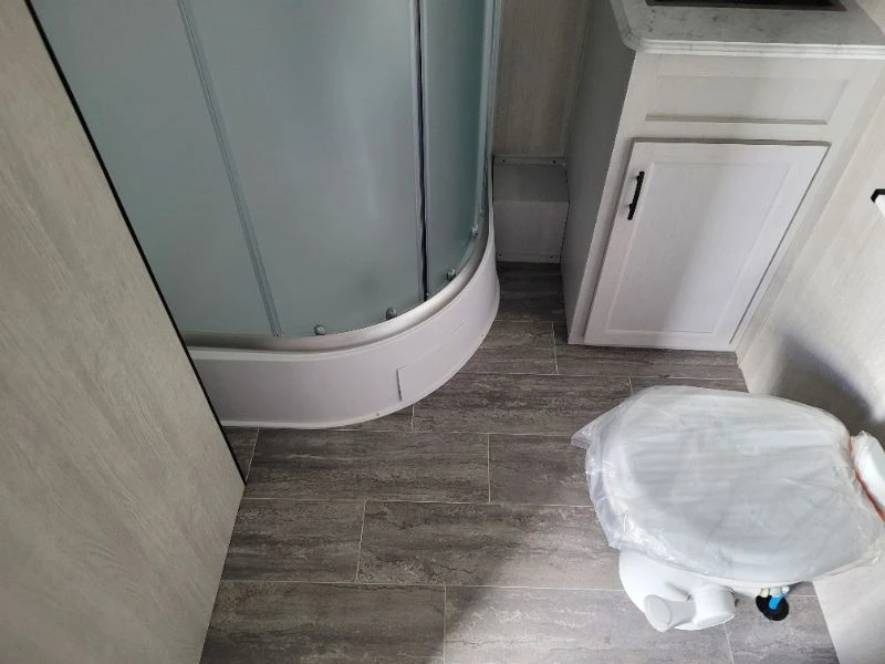2026 Genesis - Image 14 of 20