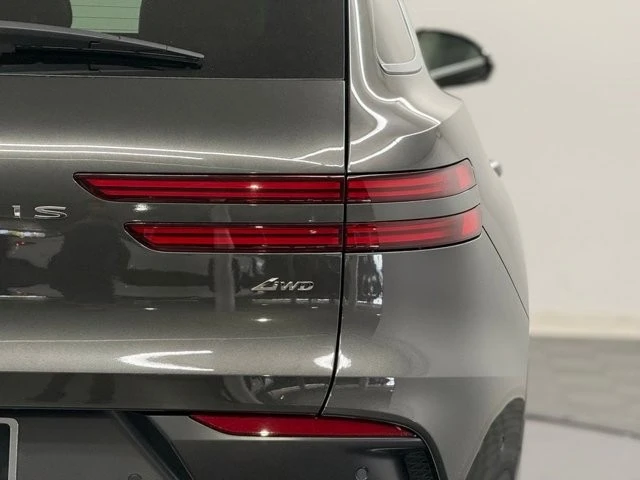 2026 Genesis GV70 - Image 7 of 21