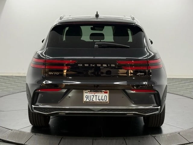 2026 Genesis GV70 - Image 19 of 21