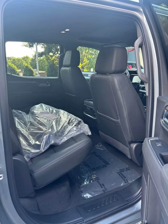 2026 GMC Sierra 5th Gen - Image 6 of 8