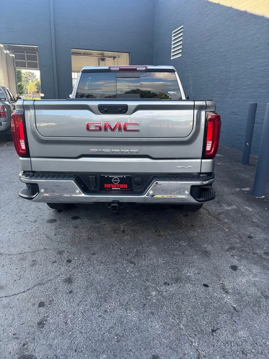 2026 GMC Sierra 5th Gen - Image 5 of 8