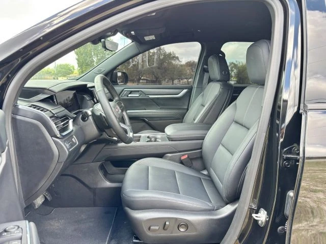 2026 GMC Acadia - Image 8 of 21