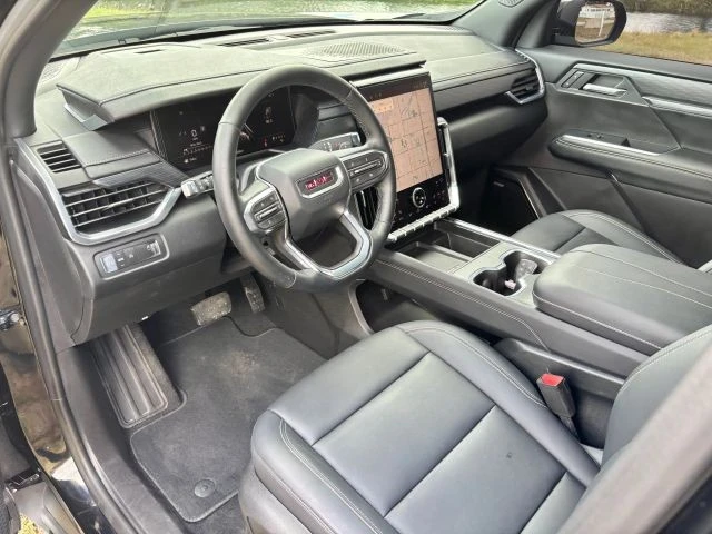 2026 GMC Acadia - Image 2 of 21