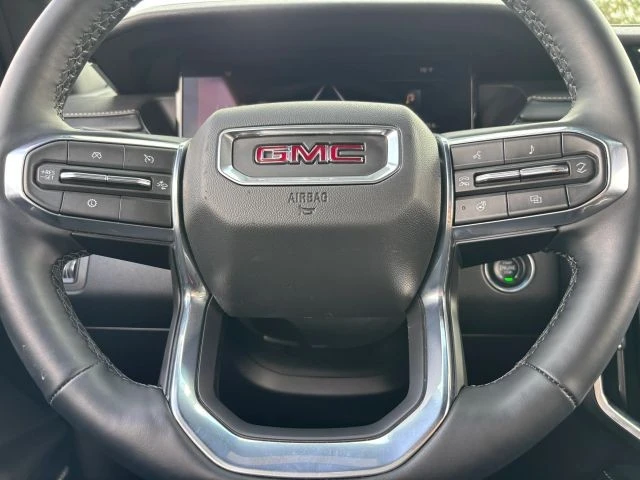 2026 GMC Acadia - Image 13 of 21