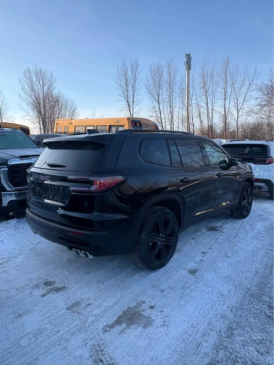 2026 GMC Acadia - Image 4 of 18