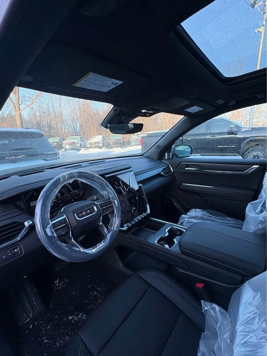2026 GMC Acadia - Image 8 of 18