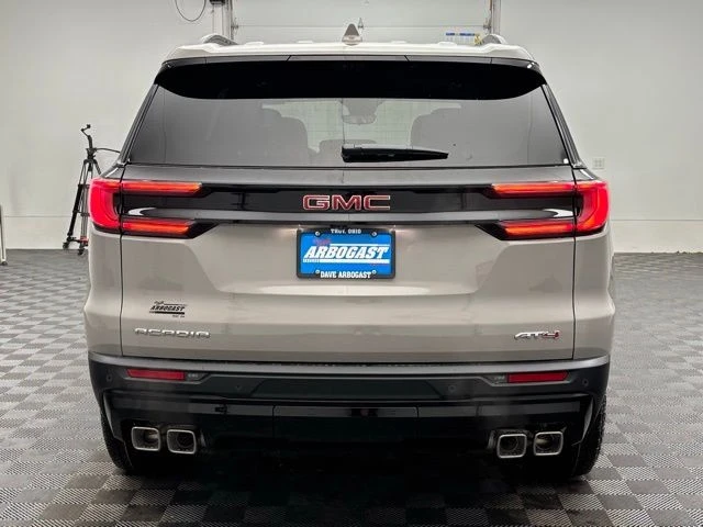 2026 GMC Acadia - Image 10 of 12