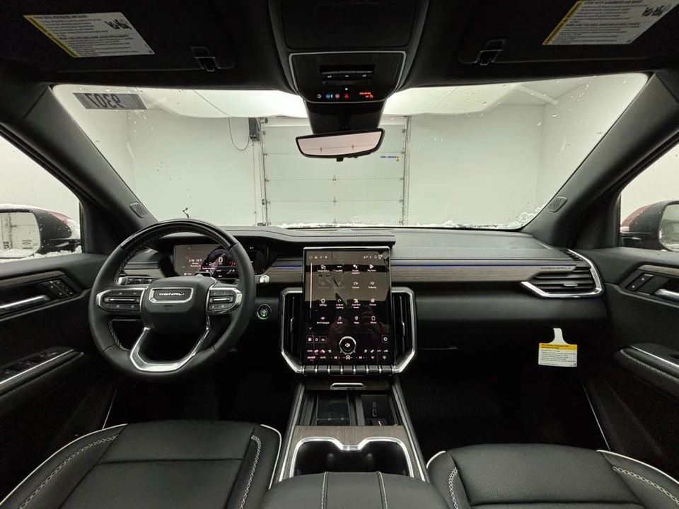 2026 GMC Acadia - Image 2 of 12
