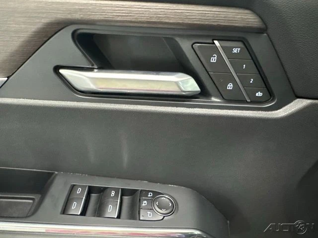 2026 GMC Acadia - Image 13 of 17