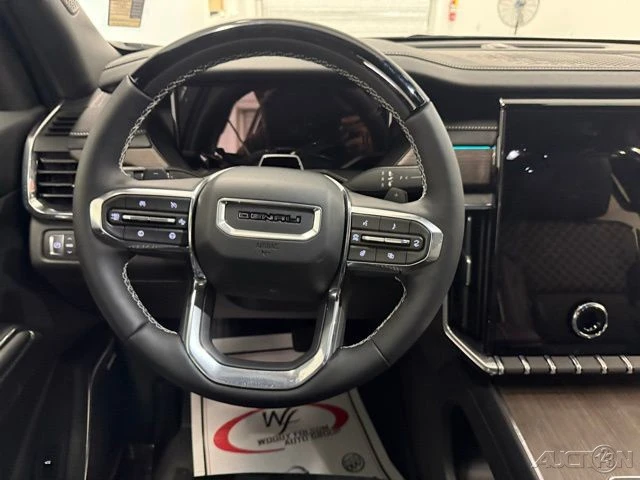 2026 GMC Acadia - Image 20 of 21