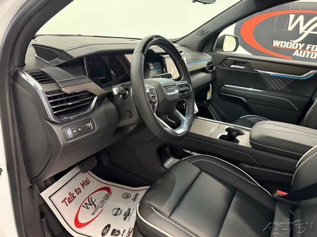 2026 GMC Acadia - Image 13 of 21