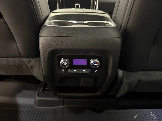 2026 GMC Acadia - Image 19 of 21