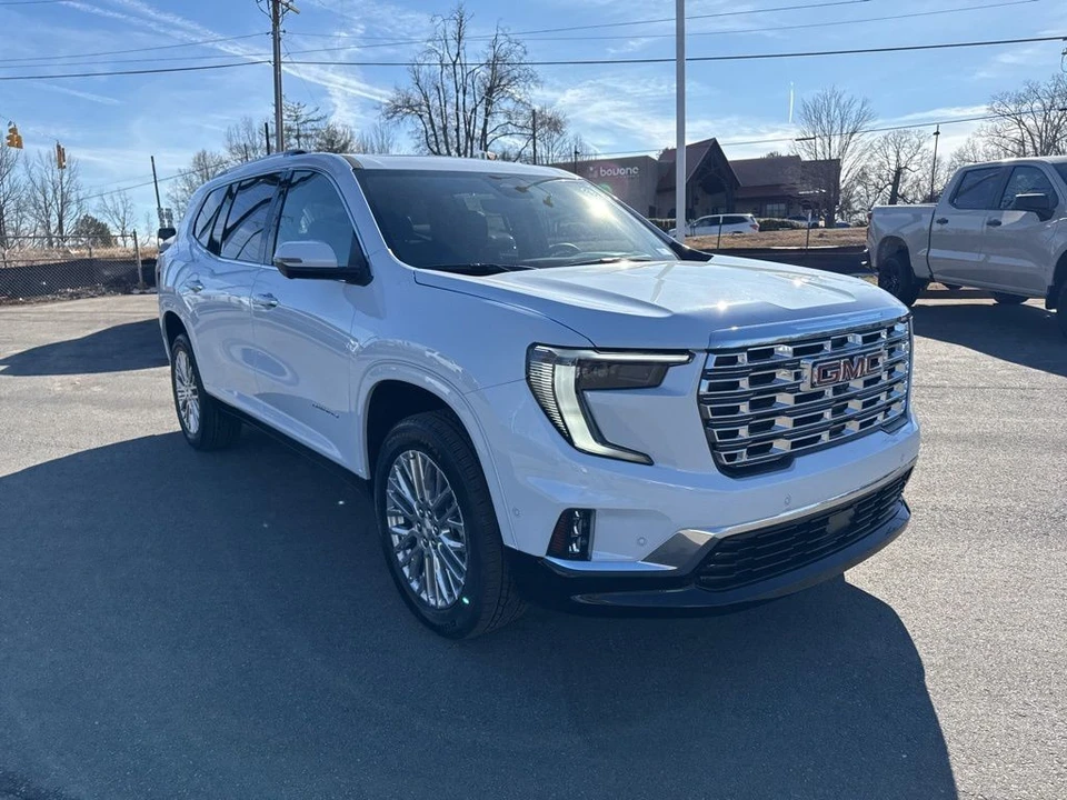 2026 GMC Acadia - Image 7 of 12